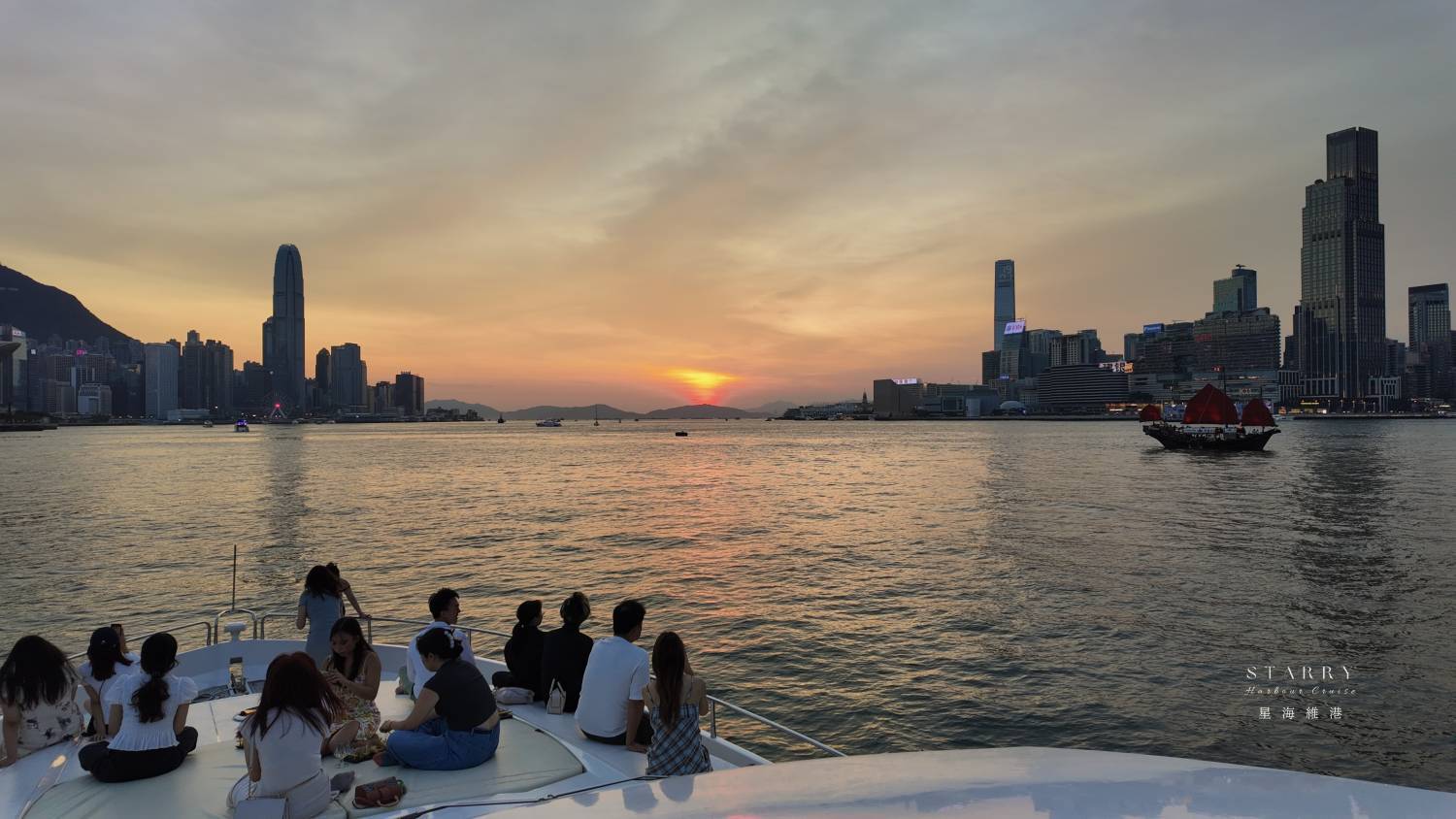 Starry Harbour Cruise: An All-Inclusive Luxury Voyage